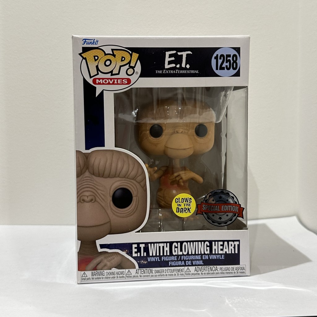E.T. with Glowing Heart